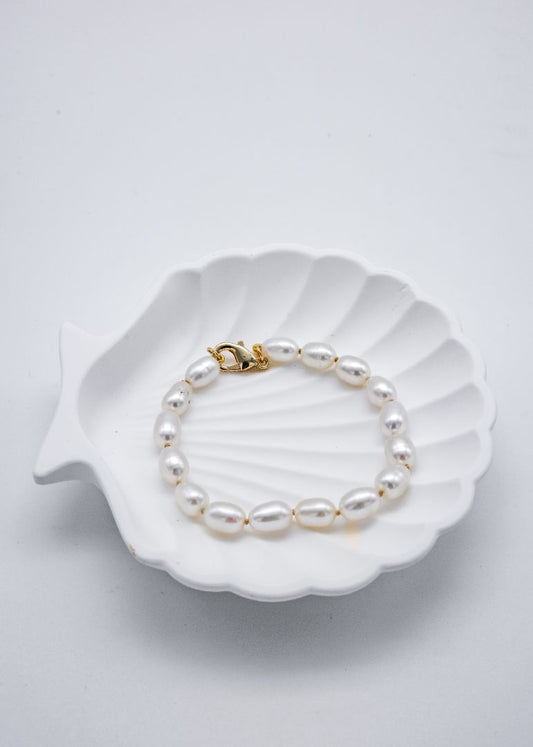 Shaped Pearl Bracelet